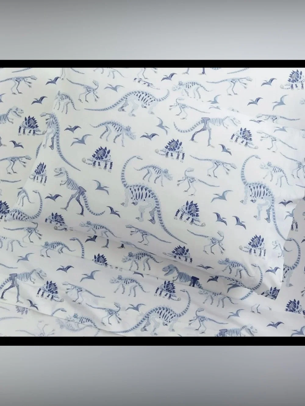 Pottery Barn Kids Dinosaur Bones Glow in the Dark Sheet Set